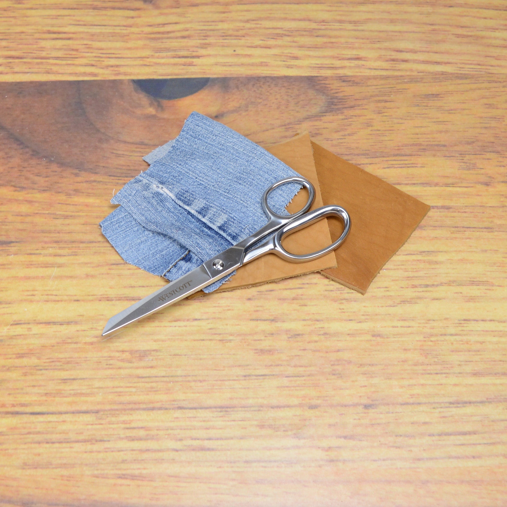 Westcott 8in Forged Classic Fabric and Paper Scissors, Heavy Duty, Knife-Edge for Sewing, Tailoring, General Arts and Crafts, Office